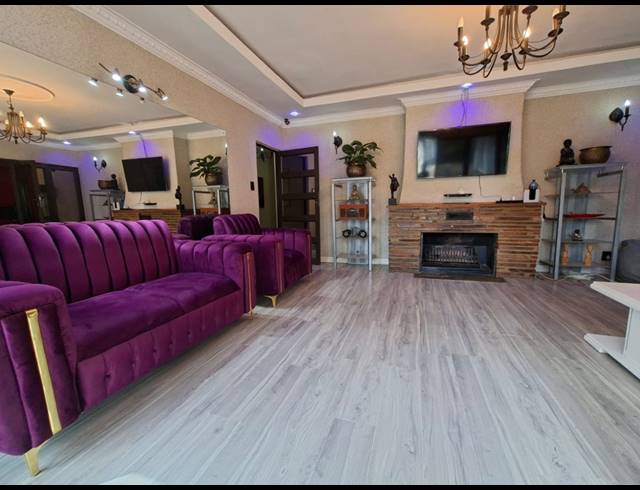 4 BEDROOM HOUSE FOR SALE IN ARCON PARK